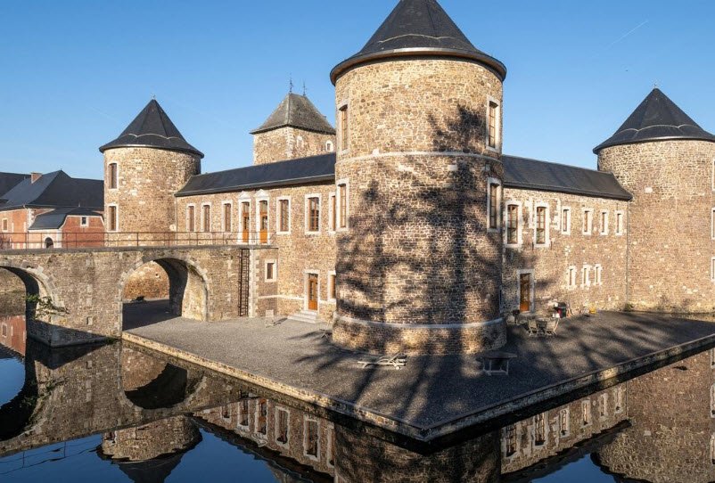 Château de Neuville-en-Condroz Neupré, Neupré, Belgium, Belgium